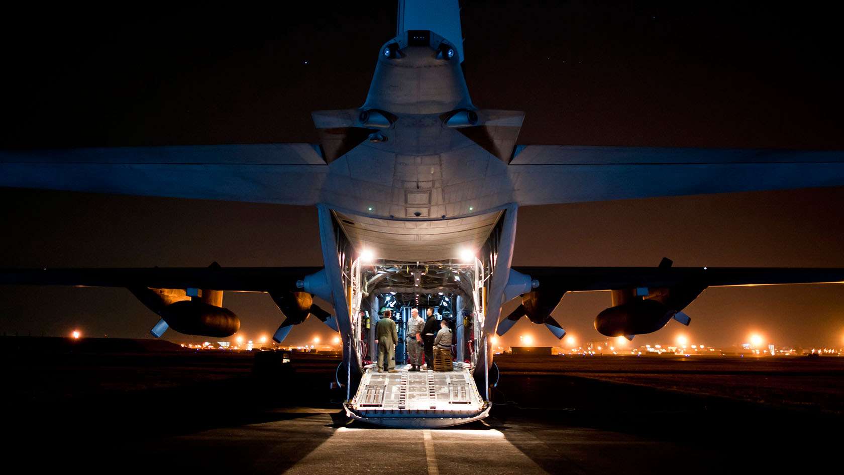 Aircraft Loadmaster Requirements And Benefits U S Air Force